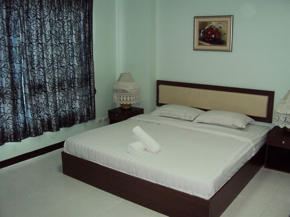 Aryan Suites Hotel Бангкок Екстер'єр фото